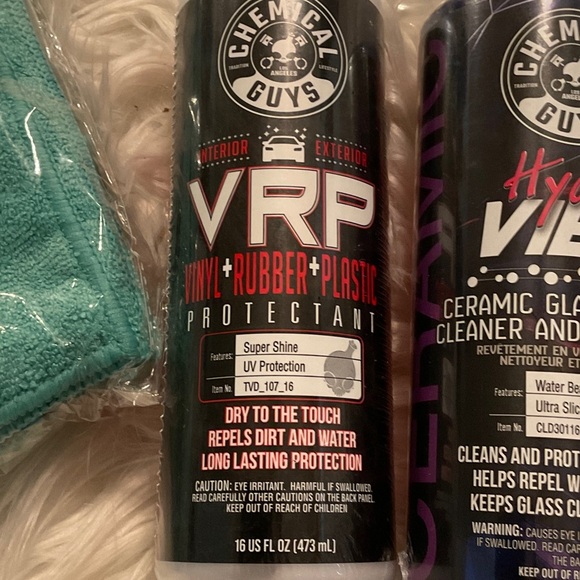 Chemical Guys Car Detailing Kit - Picture 3 of 6